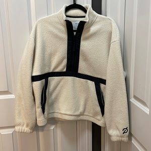 Peloton Sherpa slight cropped half zip sweater SZ L